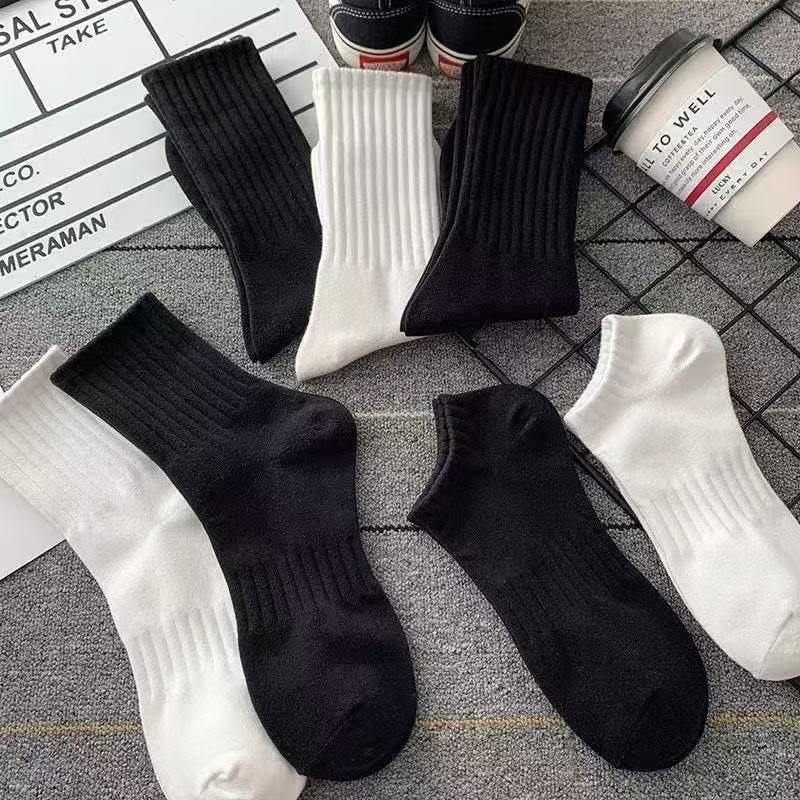 🧦 Official Store – Collection of long, mid-length, and short socks. Soft, stretchy, and non-slip.