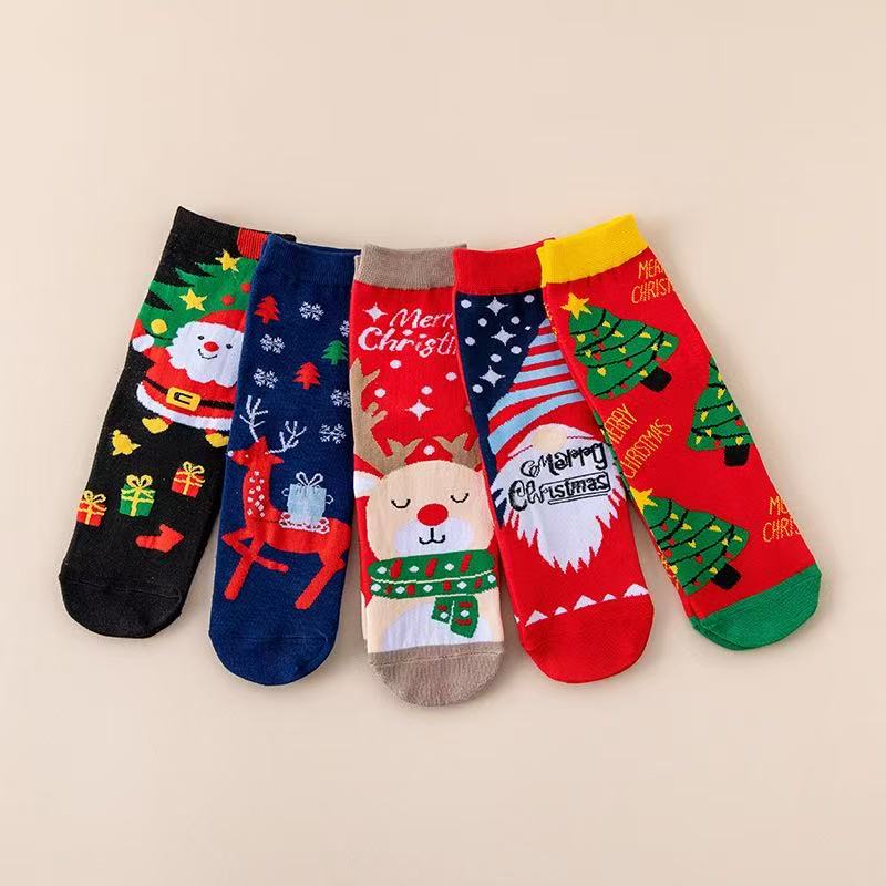 Official Store | 🧦🎄 Sfrcord® Cozy Christmas Socks: Christmas Cheer for Your Feet!