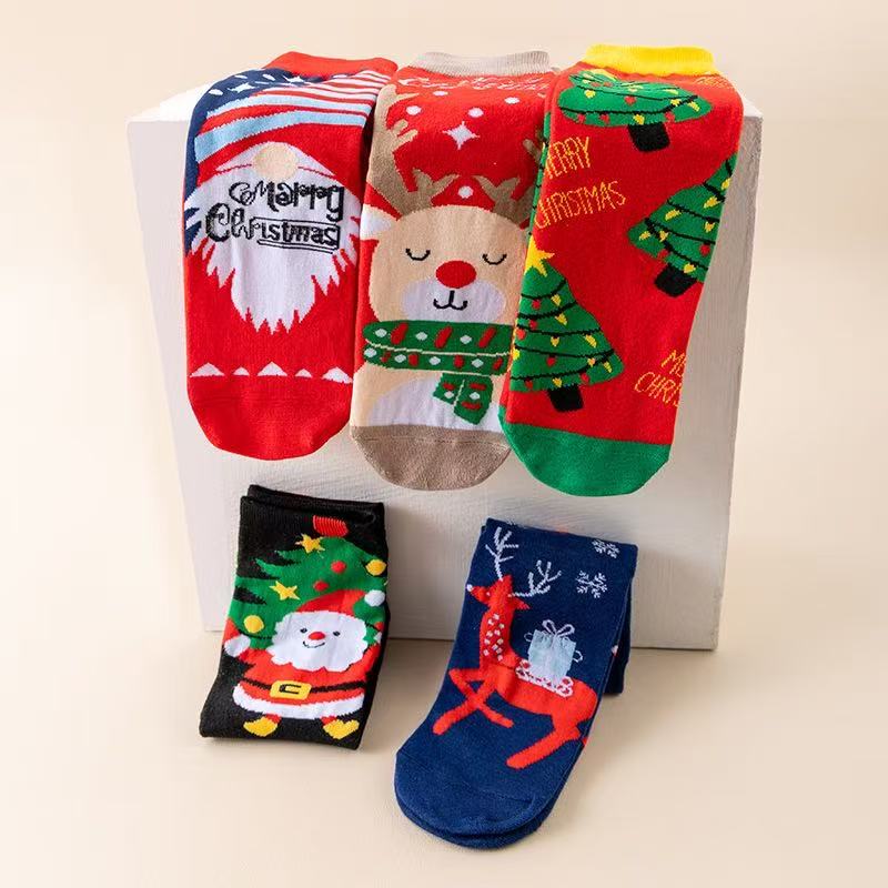 Official Store | 🧦🎄 Sfrcord® Cozy Christmas Socks: Christmas Cheer for Your Feet!
